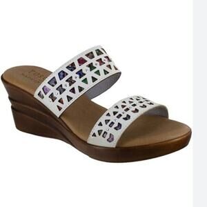 Tuscany by Easy Street Viniko Sandals 9.5 W Leather Never Worn Comfort Shoe Boho